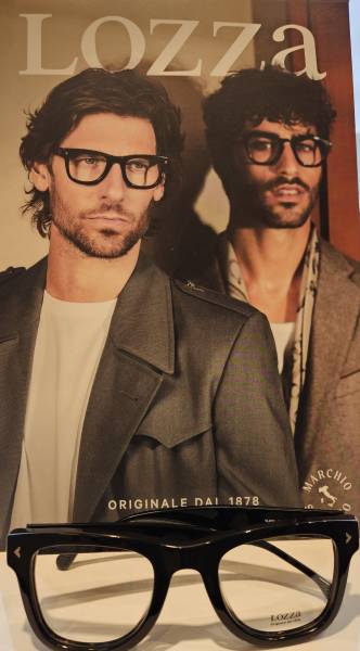 Lunettes de vue femme marque Lozza disponibles en boutique à La Crau