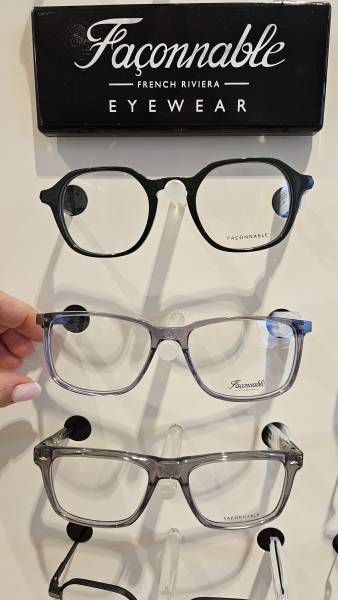 Lunettes de vue femme marque Lozza disponibles en boutique à La Crau