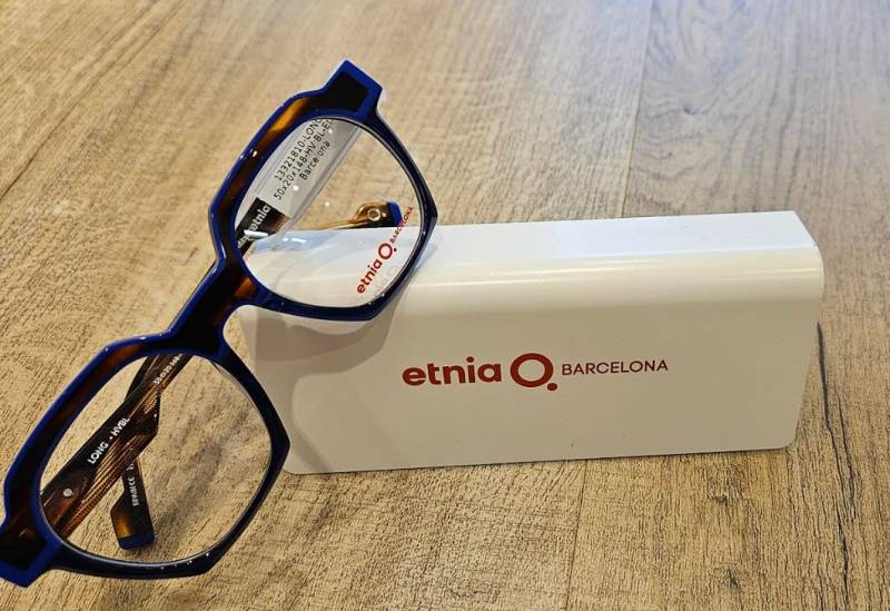 Lunettes de vue homme marque Etnia à La Crau